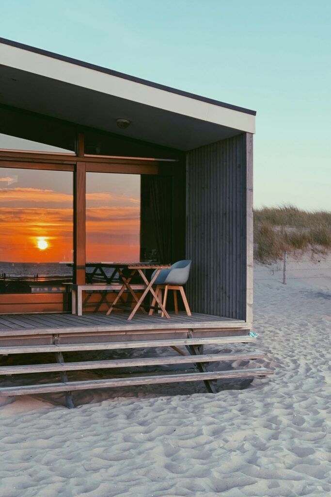 casa off-grid sulla spiaggia